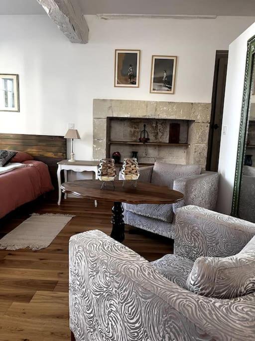 Вилла Le Relais De L'Artiste Turquant Экстерьер фото